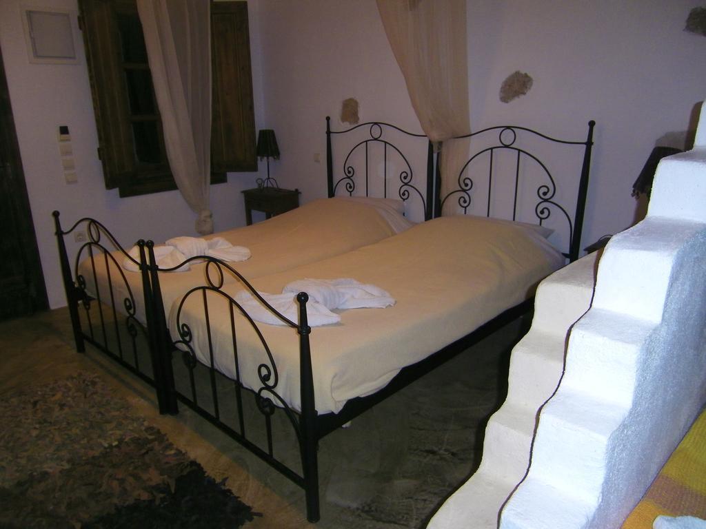 Kalderimi Studios Patmos Town Bagian luar foto