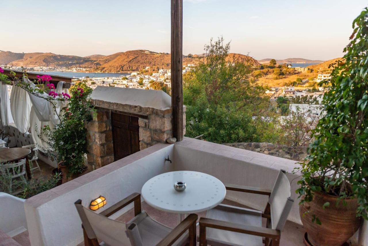 Kalderimi Studios Patmos Town Bagian luar foto