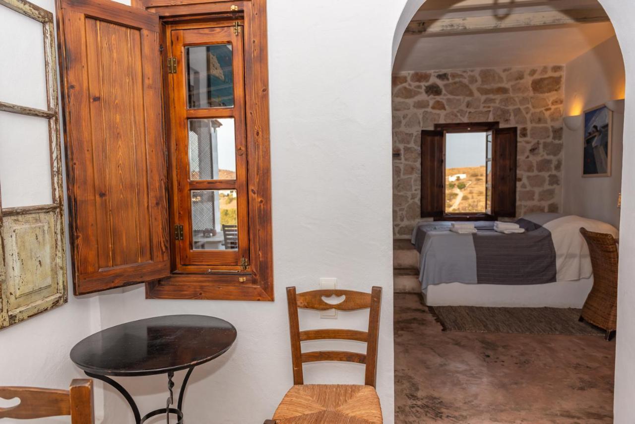Kalderimi Studios Patmos Town Bagian luar foto